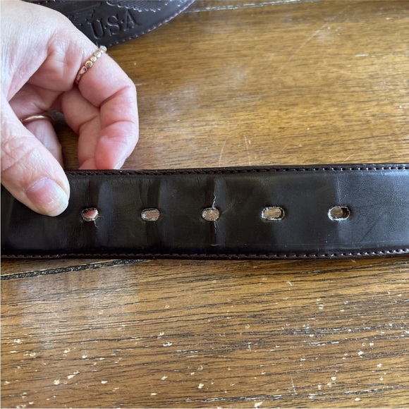 USA Eagle Men's Belt Brown Leather Tooled Stamped Embossed Vintage - Picture 6 of 7